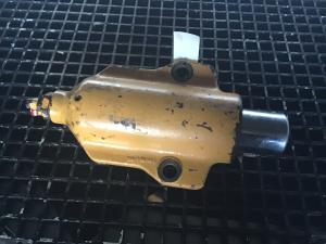 Liebherr Achsstabilisator